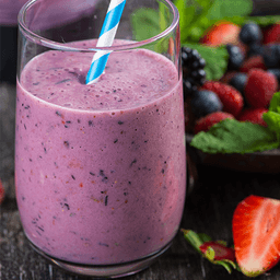 Bol Meyveli Smoothie