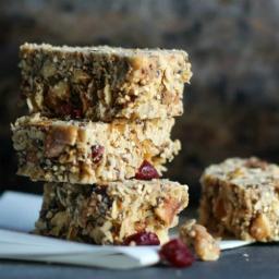 Chia tohumlu granola bar Kaç Kalori?