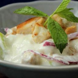 Yoğurtlu Elmalı Tavuk Salatası Kaç Kalori?