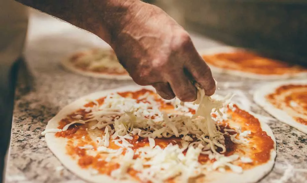 Pizza nasıl hazırlanır?