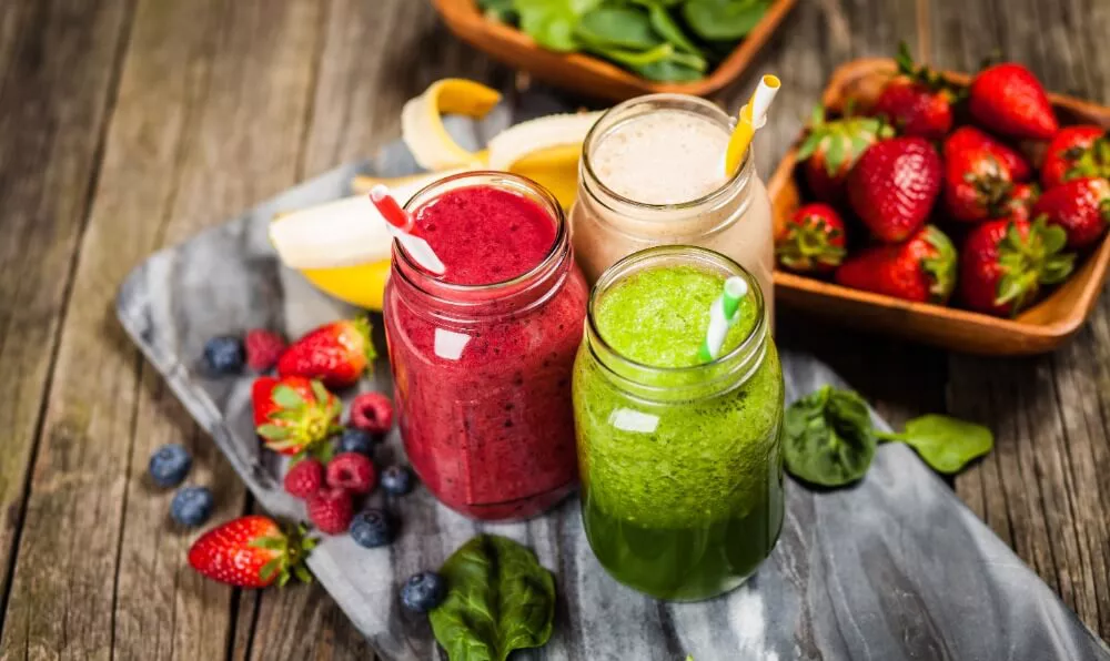 Besin değeri yoğun bir smoothie nasıl yapılır?