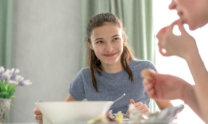 Sağlıklı ergen büyümesi, beslenmesi ve gelişimi nasıl olur?