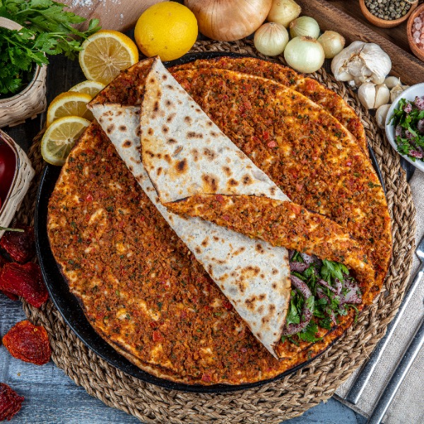 Yufkadan Lahmacun